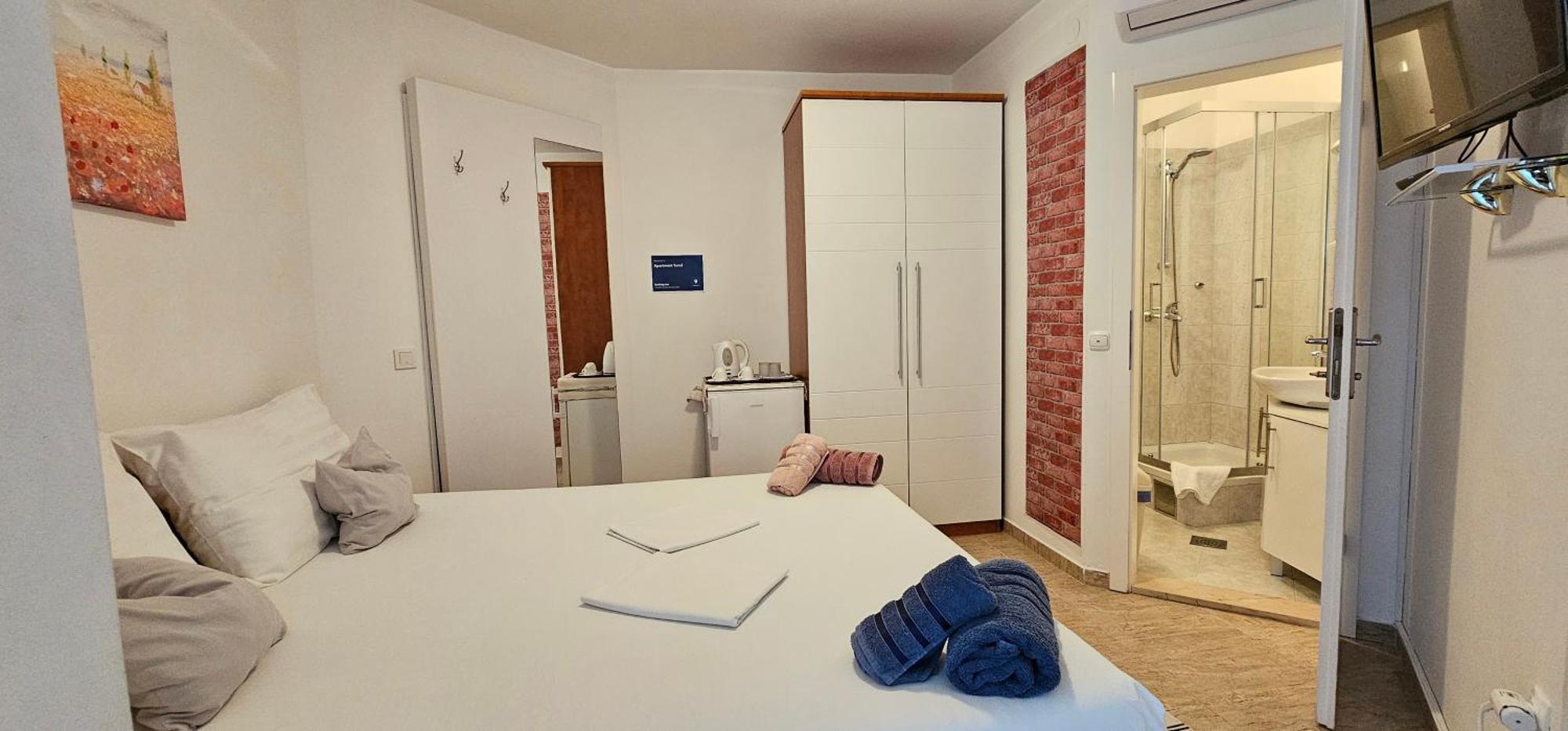 Apartment Tonci Novalja Eksteriør billede